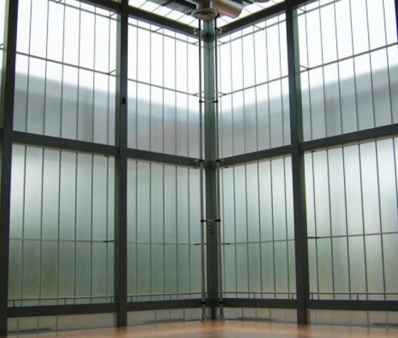 polycarbonate multiwall panel in extruded polycarbonate