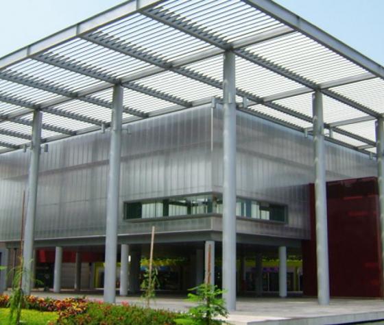 polycarbonate multiwall panel in extruded polycarbonate